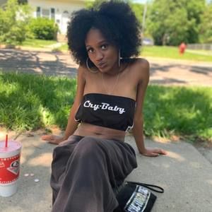 Meet your Posher, Billie'de